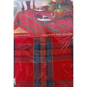 Christmas Royale Vintage Table Cloth Oblong Red Multi Holiday Party 85-20